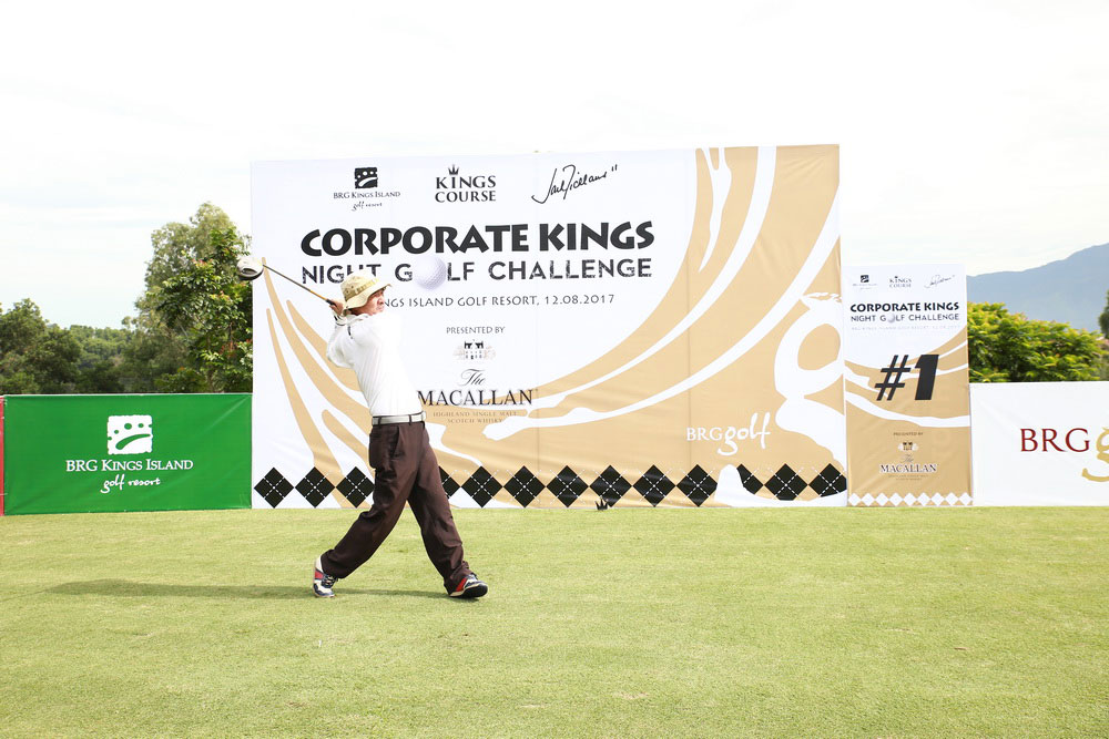 Corporate Kings Night Golf Challenge (12-08-2017) (10)